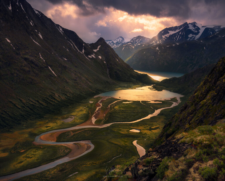 View from Knutsho towards Jotunheimen National Park in Norway