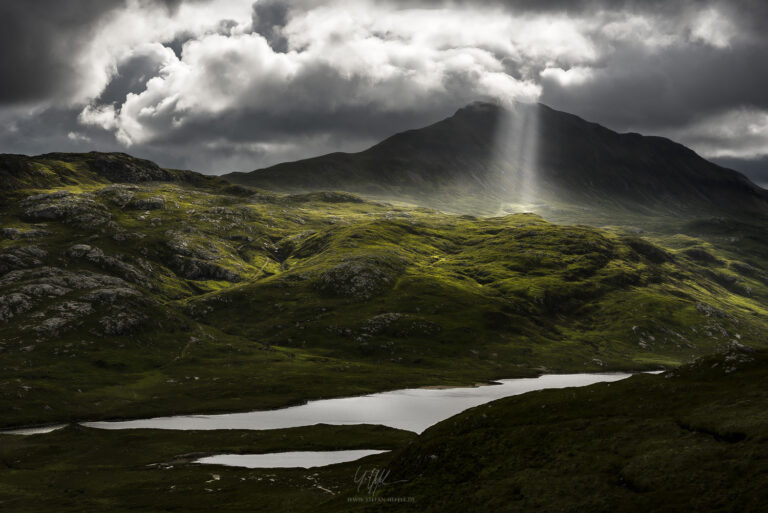 Scotland, Europe, England, highlands, north, paths, way, lake, moor, swamp, clouds, dramatic, gloomy, light, shadow, wilderness, hiking, adventure, landscape, nature, play of light, Stefan, Hefele, photography, D810