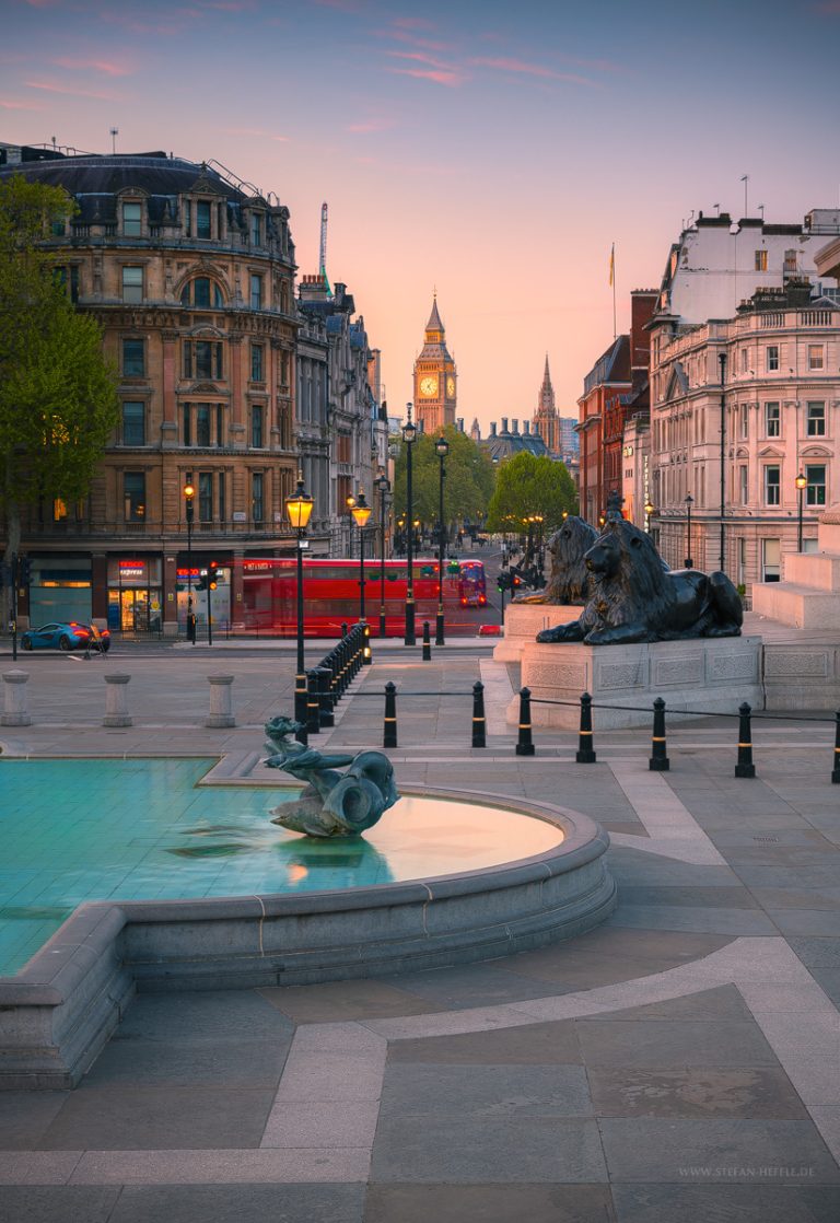 Trafalgar Square in London in the early morning in a romantic mood